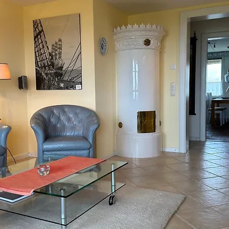 Haus Friedeburg - Pamir *